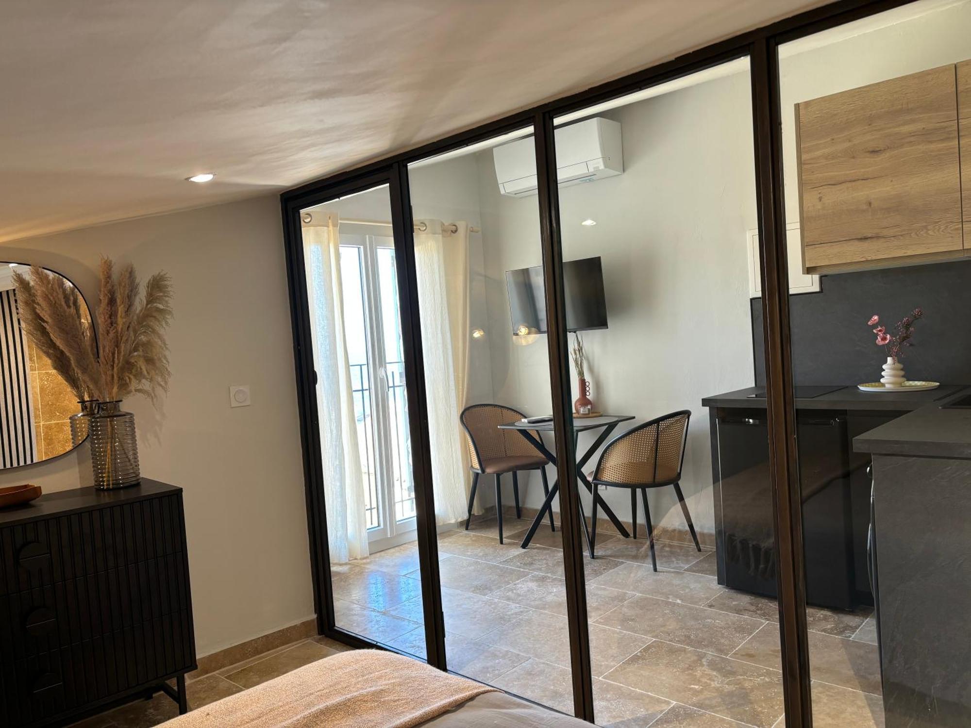 La Pablita, Vieil Antibes, Remparts Apartment Cameră foto